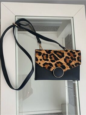 ALDO Cheetah Print Envelope Crossbody Bag